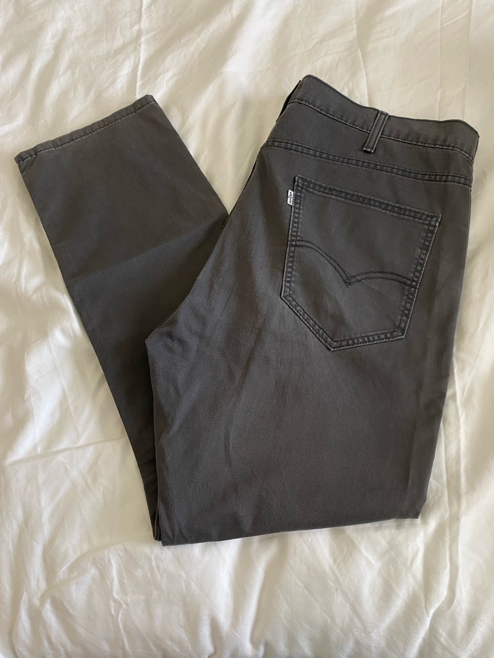 Levi's Dark Gray Straight Men's Jeans